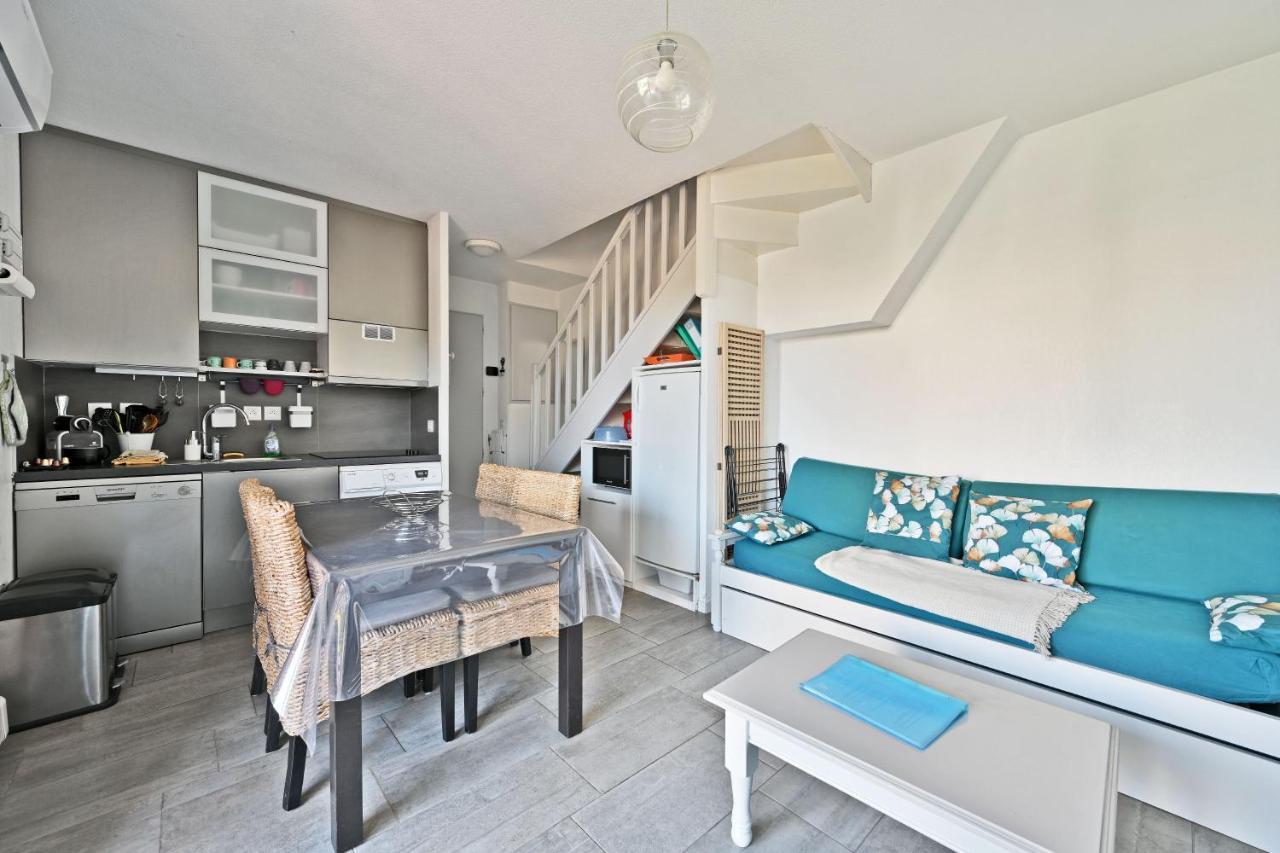 Le Petit Bonheur - Place Parking Privee - Clim - Terrasse - Piscine Partagee - Proche Parc Spirou Saint-Saturnin-lès-Avignon 외부 사진